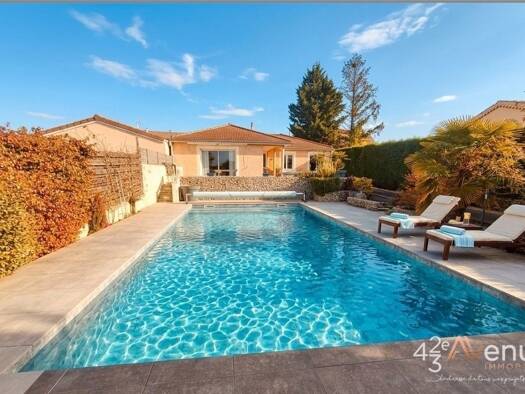 Maison de ville à vendre 385 000 € 6 pièces 4 chambres 161 m² 947 m² de terrain Sury-le-Comtal 42450