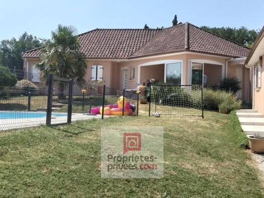 Maison de plain-pied à vendre 428 000 € 4 pièces 3 chambres 130 m² 1 000 m² de terrain Cosnac 19360