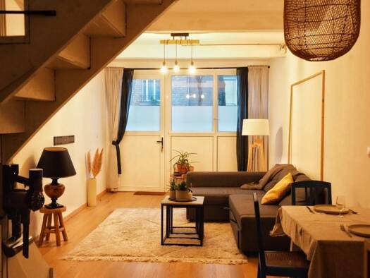 Maison de ville à louer 1 200 € 4 pièces 85 m² Centre Ville Nantes 44000