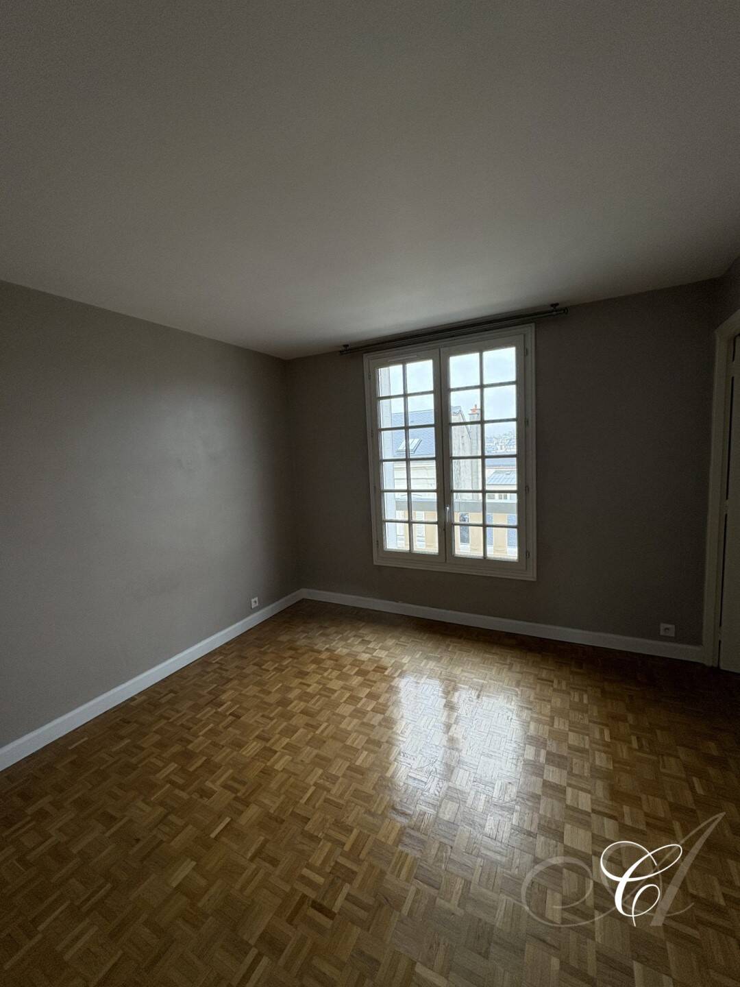 Maison à louer, 94m², VERSAILLES