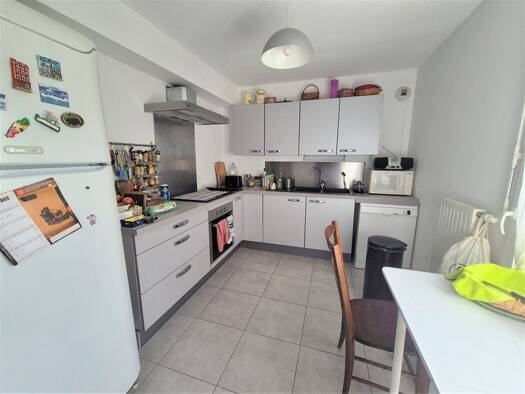 Duplex à vendre 215 000 € 5 pièces 4 chambres 93 m² Étage 2/2 Abbaye Grenoble 38100