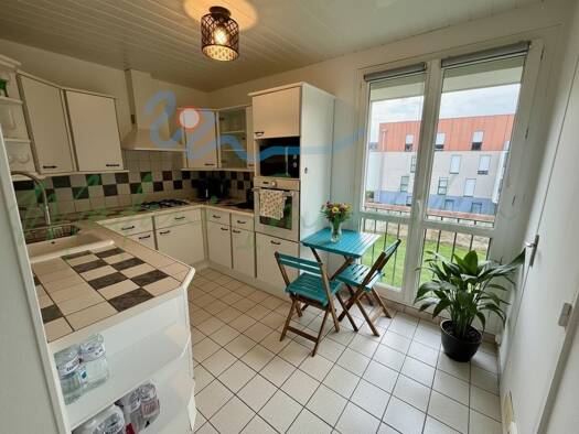 Appartement à vendre 139 900 € 3 pièces 2 chambres 64,5 m² Étage 2/3 Rosny-sur-Seine 78710