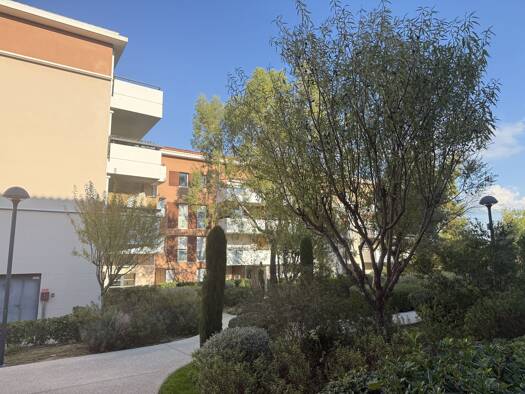 Studio à vendre 132 900 € 1 pièce 31 m² 2ème étage Marseille 13ème arrondissement 13013