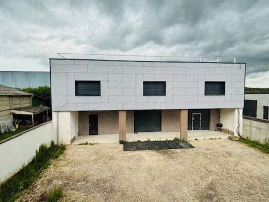 Espace bureau à vendre 870 400 € 326 m² de bureaux Val Fleuri-Zone Artisanale Meaux 77100