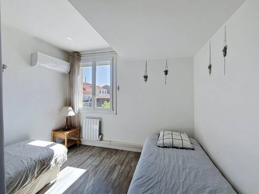 Appartement à vendre 445 200 € 4 pièces 3 chambres 86 m² Étage 3/6 République Cannes 06400