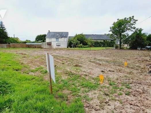 Terrain constructible à vendre 64 200 € 650 m² de terrain Saint-Thurial 35310