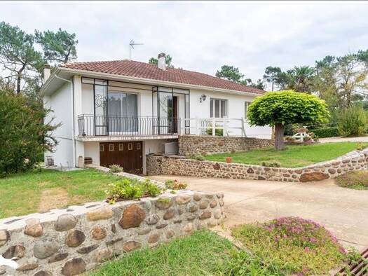 Maison à vendre 229 000 € 5 pièces 4 chambres 113 m² 14 000 m² de terrain Audignon 40500