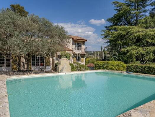 Villa en viager 619 500 € 7 pièces 4 chambres 165 m² 1 908 m² de terrain Val Saint-André - Arc - La Torse Aix-en-Provence 13100