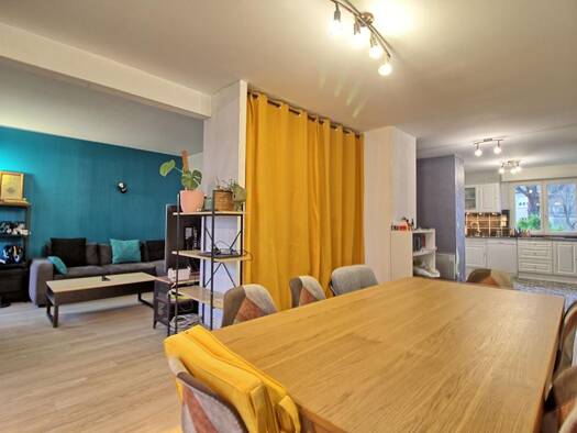 Appartement à vendre 199 500 € 4 pièces 2 chambres 78 m² RDC Grand Pigeon-Deux Croix-Banchais Angers 49100