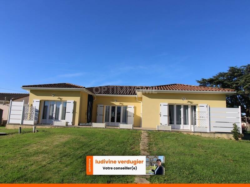 Maison à vendre, 159m², SAINT ETIENNE DE FOUGERES