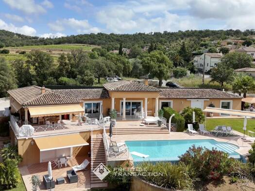 Villa à vendre 3 250 000 € 9 pièces 5 chambres 299 m² 2 703 m² de terrain Grimaud 83310