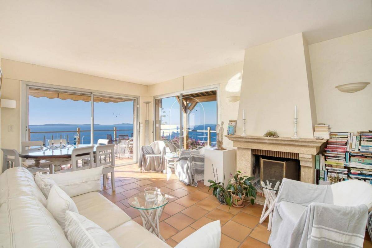 Maison à vendre, 95m², RAYOL CANADEL SUR MER
