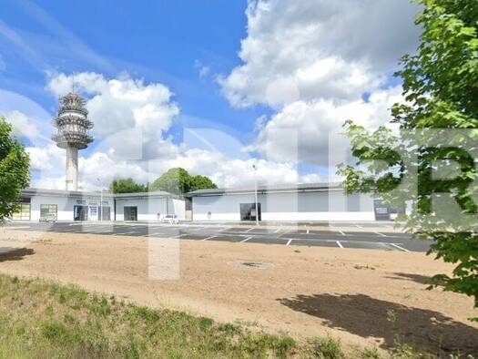 Local commercial à louer 4 046 € 372 m² de surface de vente divisible Boisseuil 87220