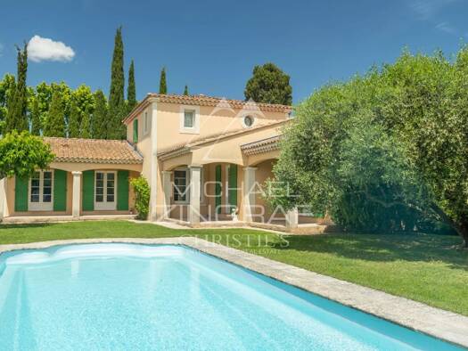 Villa à vendre 590 000 € 4 pièces 2 chambres 140 m² 1 300 m² de terrain Graveson 13690
