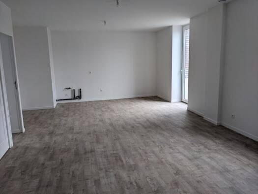 Duplex à vendre 179 000 € 3 pièces 2 chambres 78 m² Étage 1/2 Caillouet-Orgeville 27120