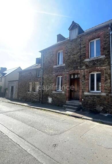 Maison à vendre 270 140 € 5 pièces 3 chambres 113 m² 850 m² de terrain Saint-Guinoux 35430