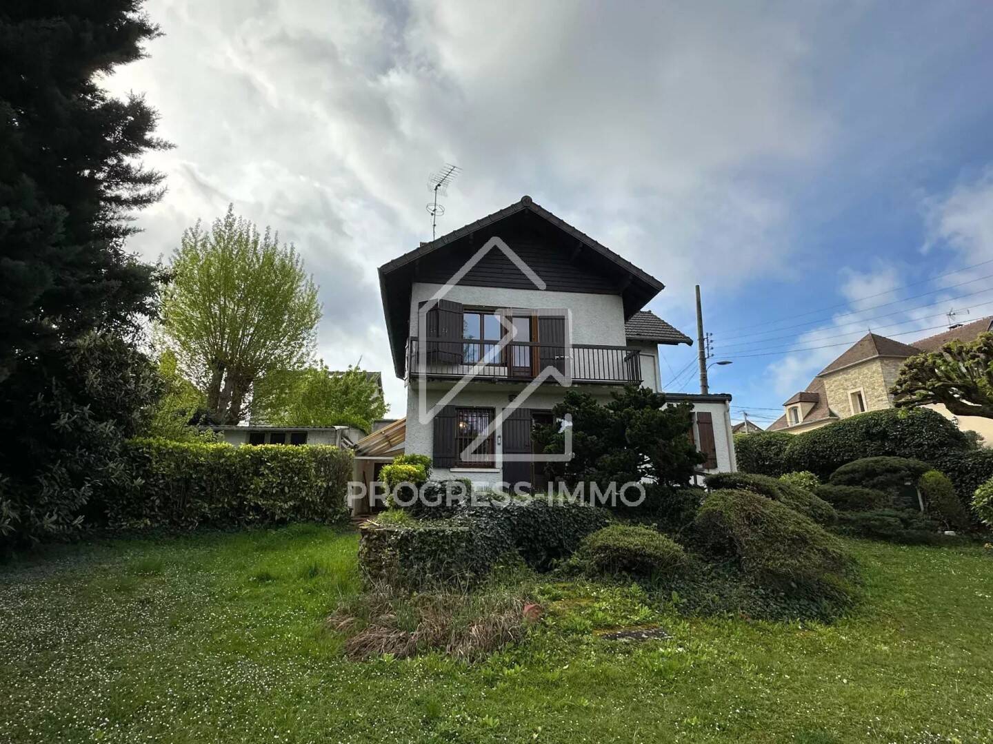 Maison à vendre, 110m², COMBS LA VILLE