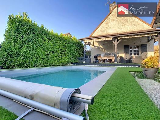 Maison à vendre 288 000 € 6 pièces 5 chambres 148 m² 236 m² de terrain Épervans 71380