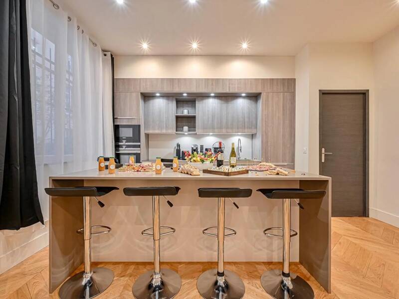 Maison à louer, 128m², PARIS 16E