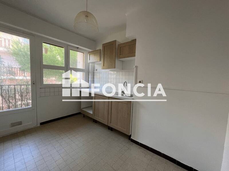 Maison à louer, 64m², TOULON