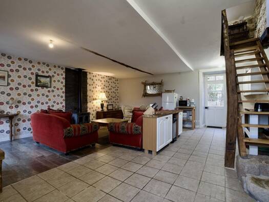 Maison à vendre 159 900 € 5 pièces 4 chambres 135 m² 4 982 m² de terrain Gorre 87310