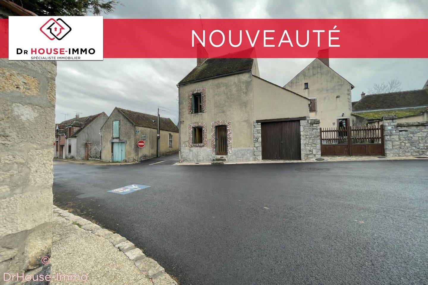 Maison à vendre, 129m², FERRIERES EN GATINAIS
