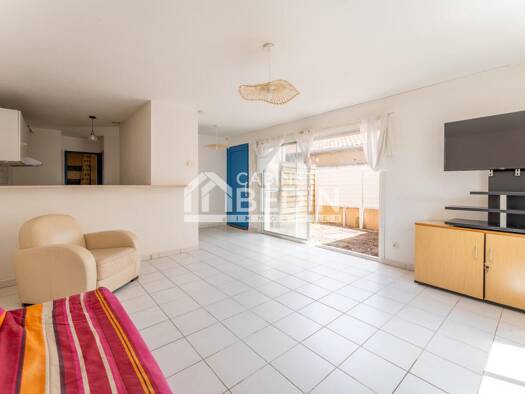 Appartement à vendre 199 000 € 2 pièces 1 chambre 49 m² RDC/1 Lanton 33138