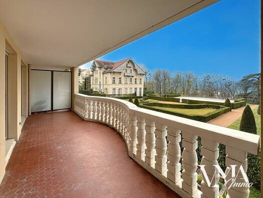 Appartement à louer 1 270 € 2 pièces 1 chambre 49,3 m² Étage 1/4 Lyon 4ème arrondissement 69004