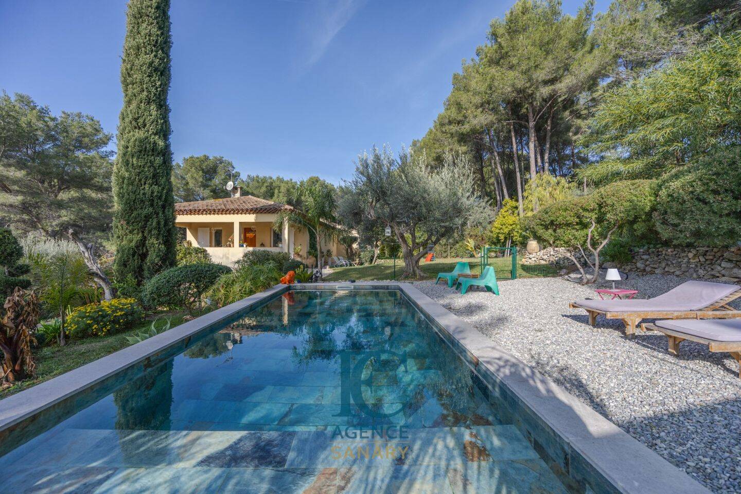 Maison à vendre, 103m², SANARY SUR MER