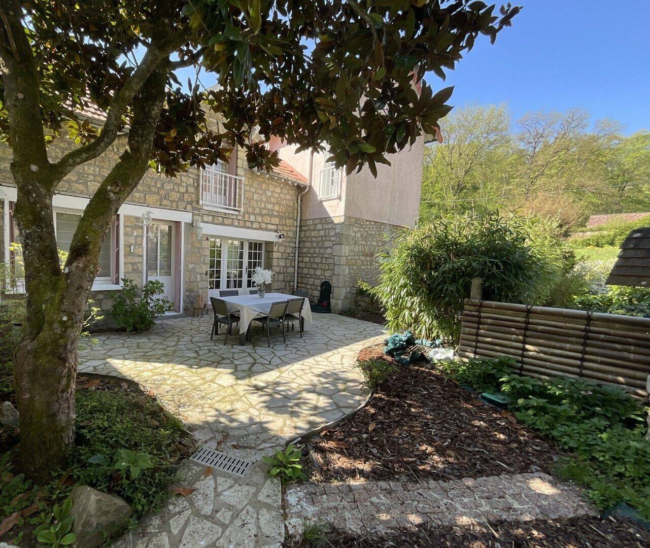 Maison à vendre, 130m², NESLES LA VALLEE