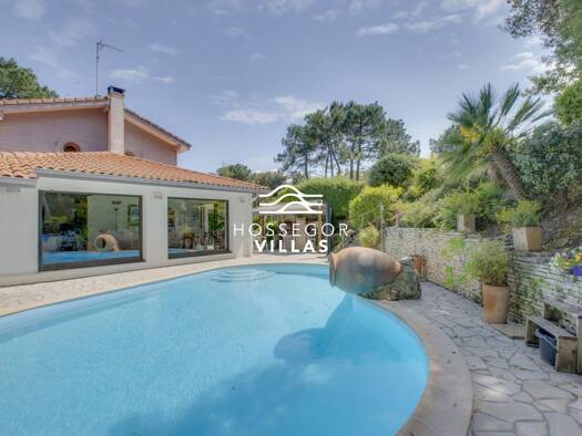 Villa à vendre 1 680 000 € 8 pièces 7 chambres 212 m² 1 614 m² de terrain Seignosse 40510
