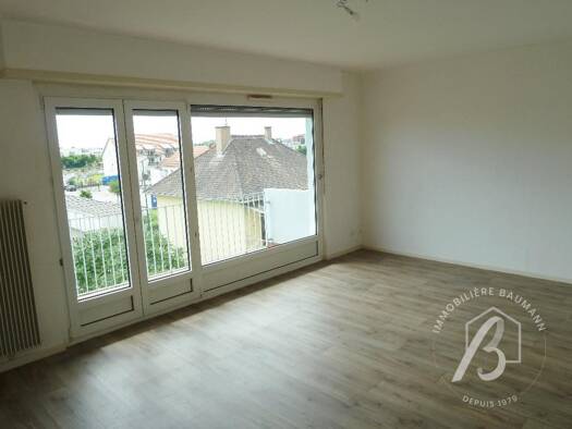 Appartement à louer 1 095 € 4 pièces 3 chambres 118 m² Étage 3/3 Molsheim 67120