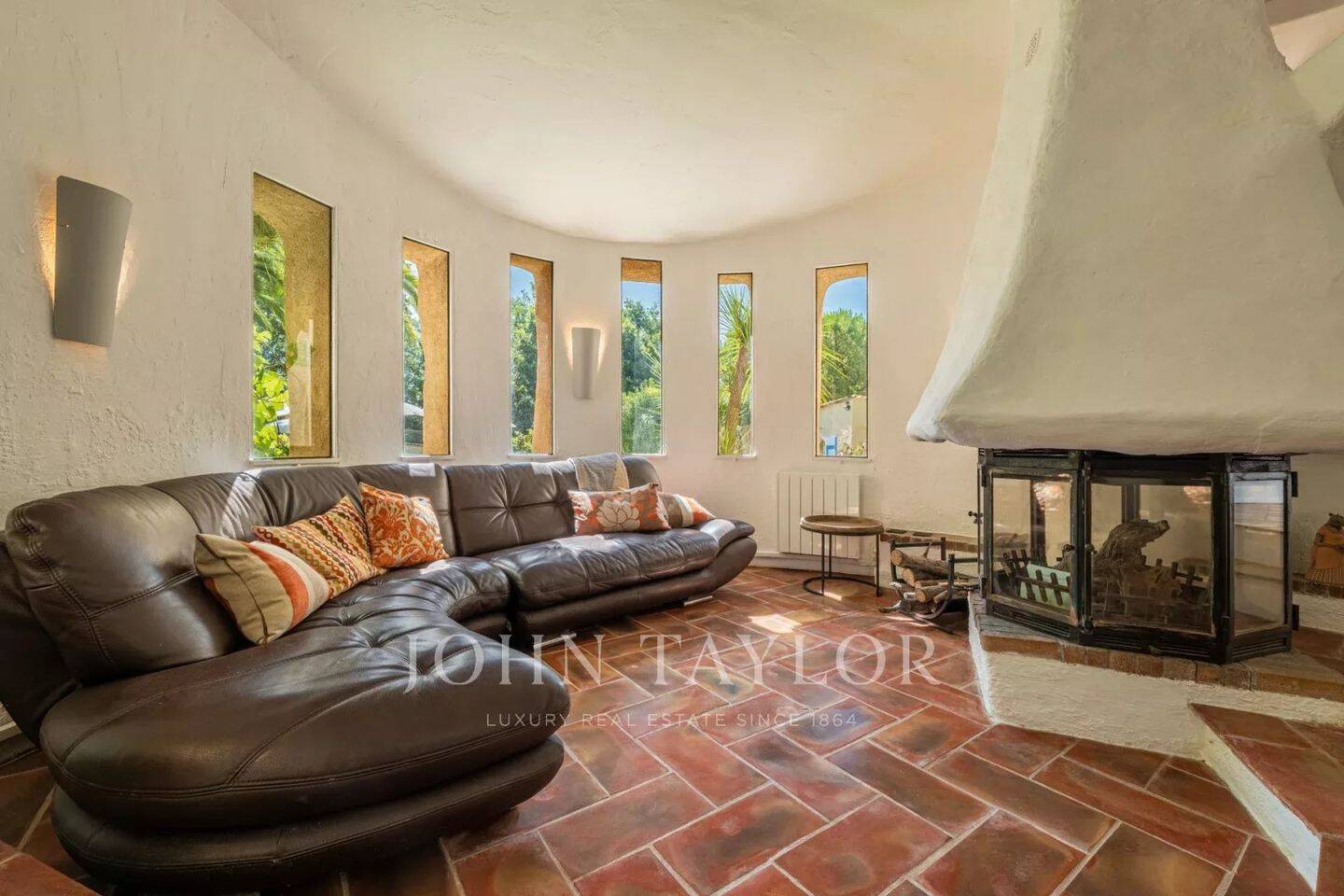Maison à vendre, 220m², CHATEAUNEUF DE GRASSE