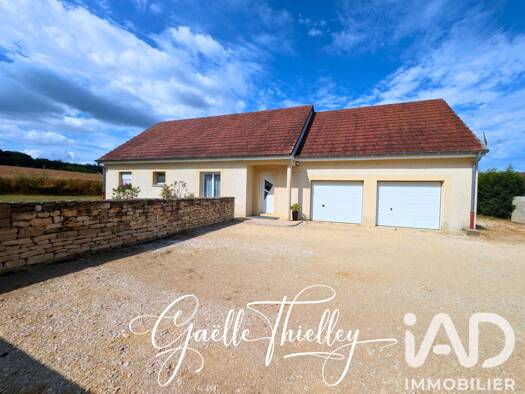 Maison de plain-pied à vendre 270 000 € 4 pièces 3 chambres 95 m² 1 197 m² de terrain Dampierre 39350