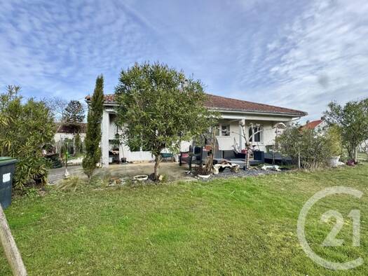 Maison de plain-pied à vendre 250 000 € 3 pièces 2 chambres 80,2 m² 500 m² de terrain Hourtin 33990