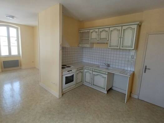 Appartement à louer 450 € 2 pièces 1 chambre 33,4 m² Étage 2/2 Prayssac 46220