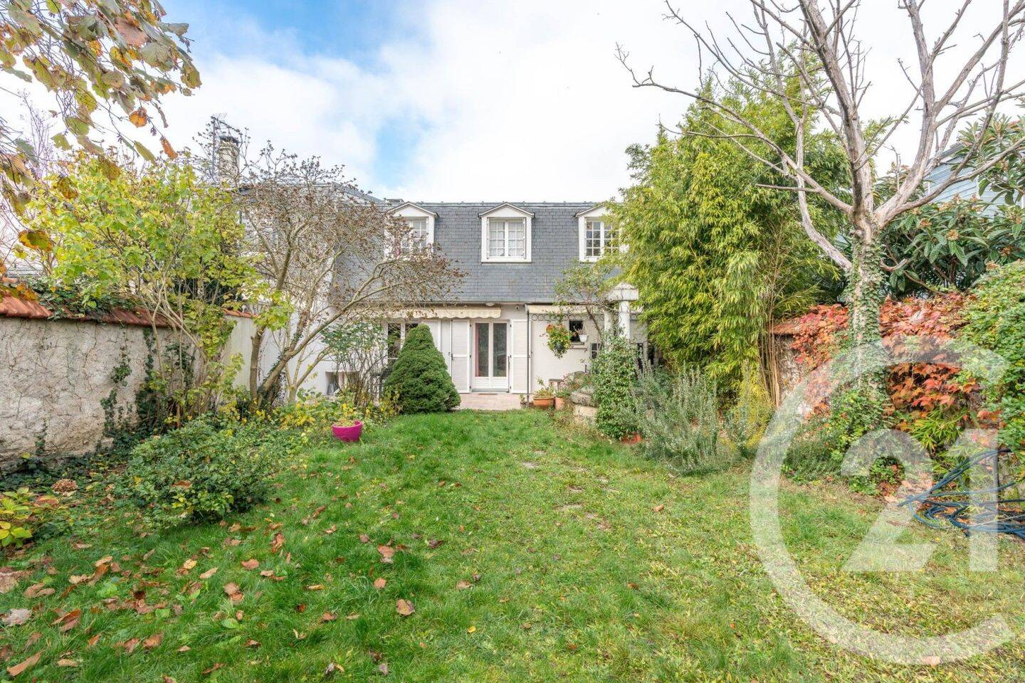 Maison à vendre, 168m², SAINT MAUR DES FOSSES