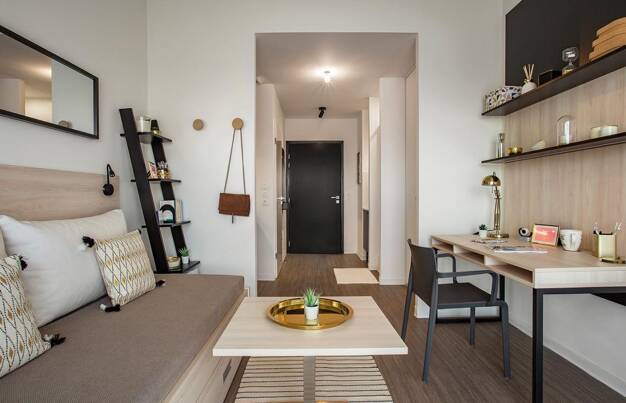Appartement à louer 744 € 1 pièce 19 m² République-Gare-Porte de Paris Saint-Denis 93200