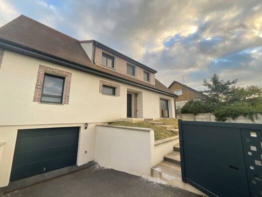 Maison à vendre 365 000 € 7 pièces 5 chambres 182 m² 521 m² de terrain Vauroux-Grandes Ruelles Mainvilliers 28300