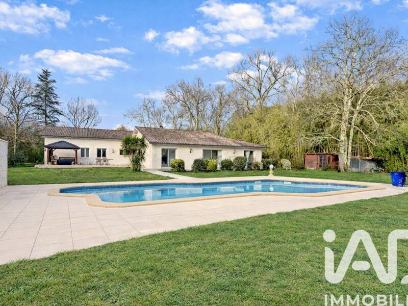 Maison à vendre, 206m², CASTELNAU DE MEDOC