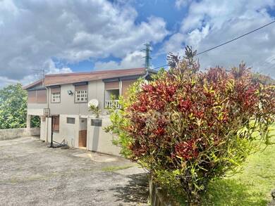 Immeuble à vendre 450 000 € 394 m² Schoelcher 97233