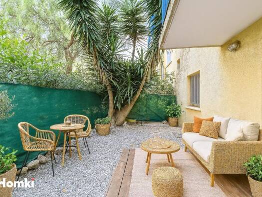 Appartement à vendre 230 000 € 3 pièces 2 chambres 64 m² RDC/4 Brusquet-Retenaou-Devens Vallauris 06220