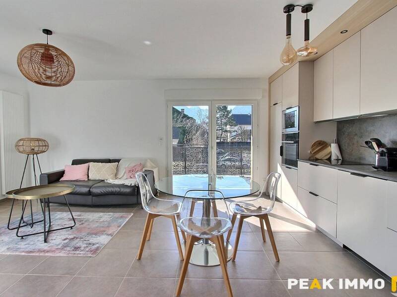 Maison à louer, 61m², DOUSSARD