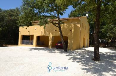 Maison à vendre 418 000 € 7 pièces 5 chambres 180 m² 1 300 m² de terrain Arpaillargues et Aureillac 30700