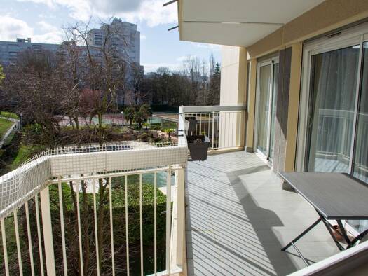 Appartement à vendre 295 000 € 3 pièces 2 chambres 65 m² Étage 5/10 Montreal Marly-le-Roi 78160