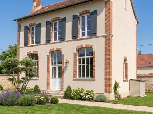 Maison à vendre 199 000 € 3 pièces 2 chambres 129 m² 767 m² de terrain Charbuy 89113