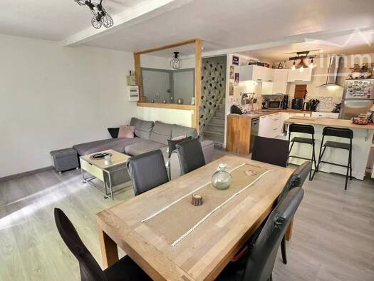 Appartement à vendre 165 000 € 4 pièces 3 chambres 93,34 m² RDC/3 La Fouillouse 42480