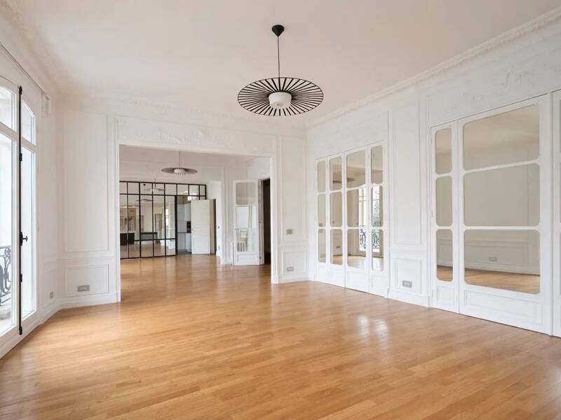 Maison à louer, 209m², PARIS 16E
