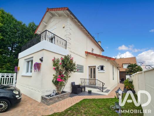 Maison à vendre 355 000 € 4 pièces 3 chambres 90,4 m² 249 m² de terrain Les Arbres Montfermeil 93370
