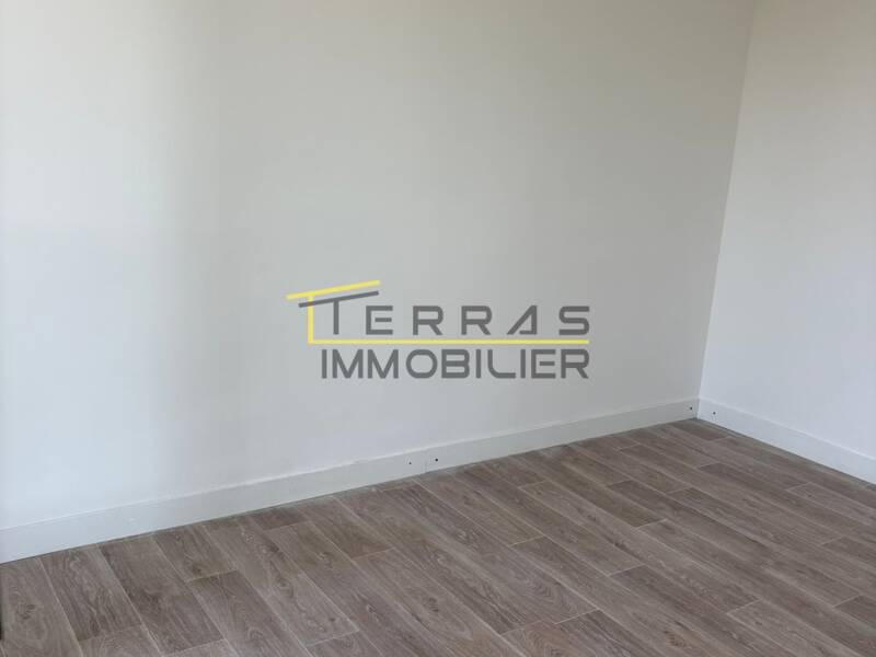 Maison à vendre, 55m², VALREAS